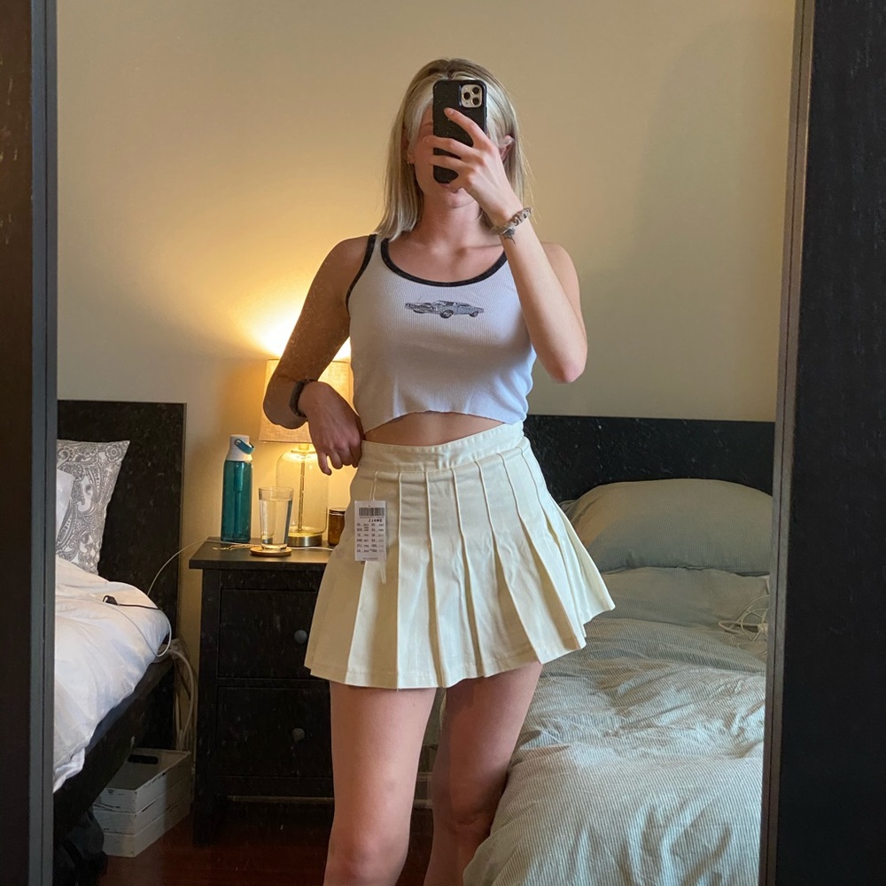 Brandy Melville skirt